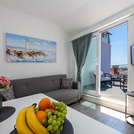Ivan Apartament *